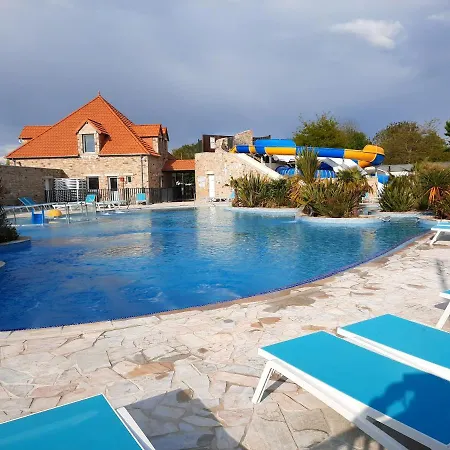 Κάμπινγκ Location Mobil *